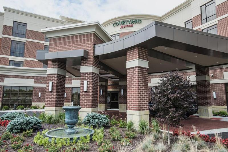 Courtyard By Marriott Cincinnati Midtown/Rookwood Eksteriør bilde