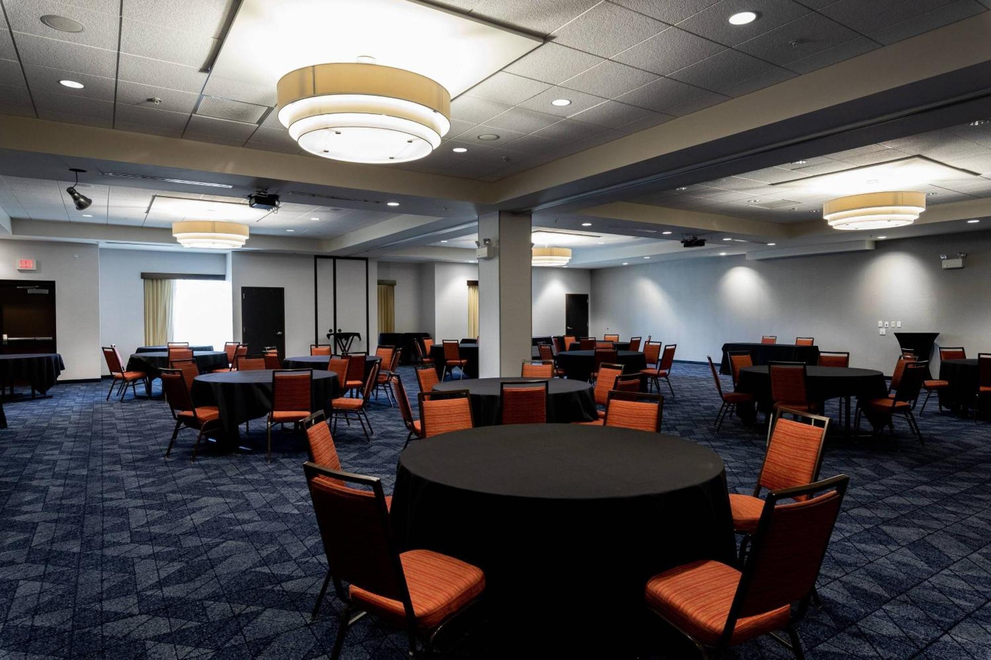 Courtyard By Marriott Cincinnati Midtown/Rookwood Eksteriør bilde