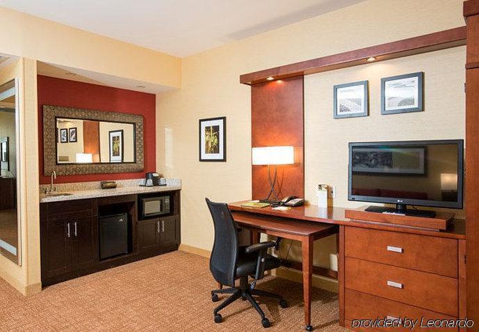Courtyard By Marriott Cincinnati Midtown/Rookwood Eksteriør bilde
